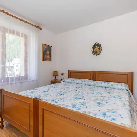 Apartman Lidia *